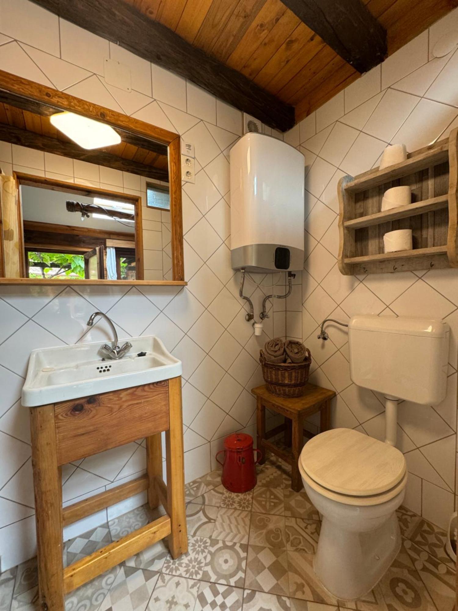 Pajta Apartman إغير الغرفة الصورة