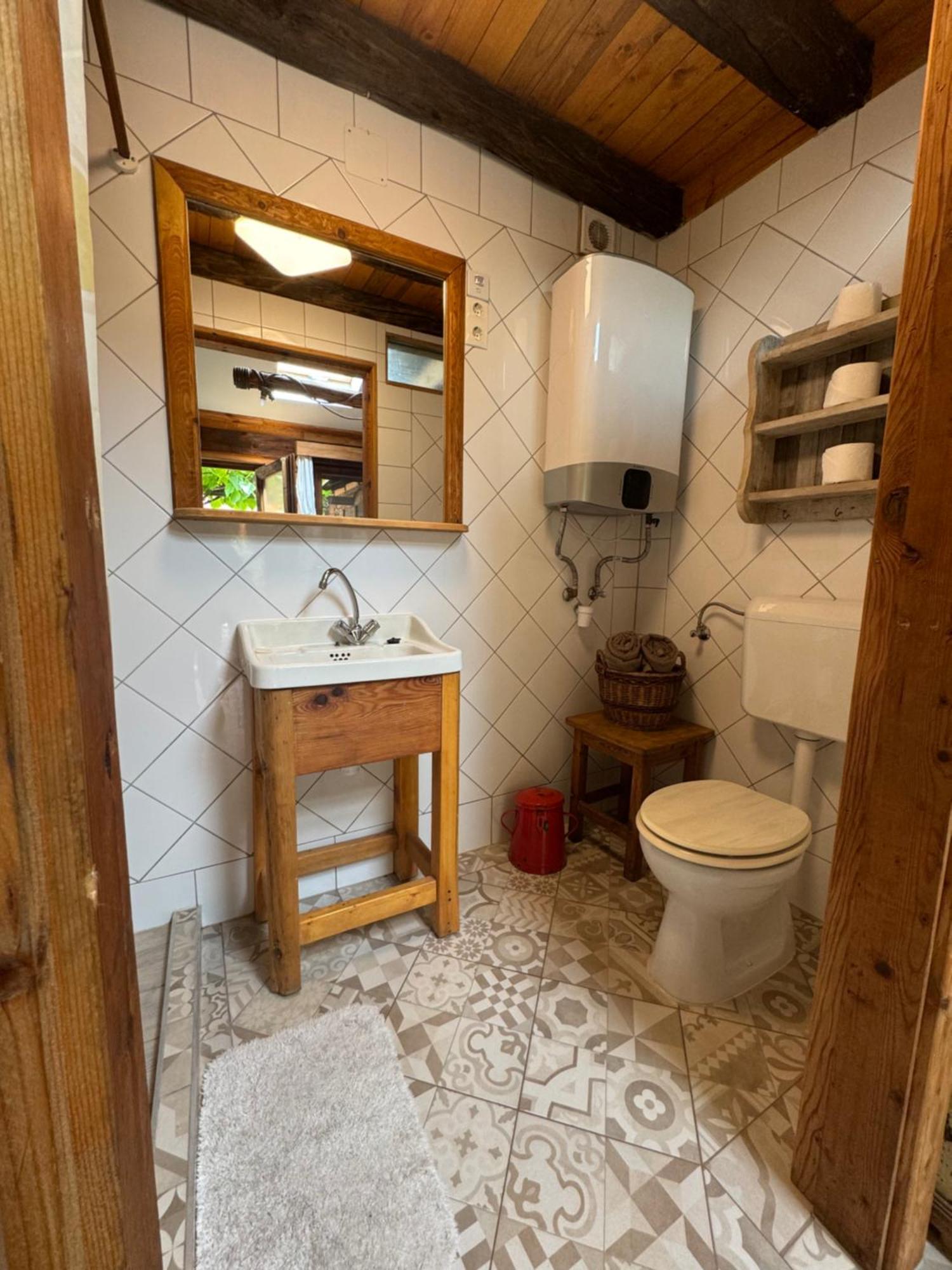 Pajta Apartman إغير الغرفة الصورة